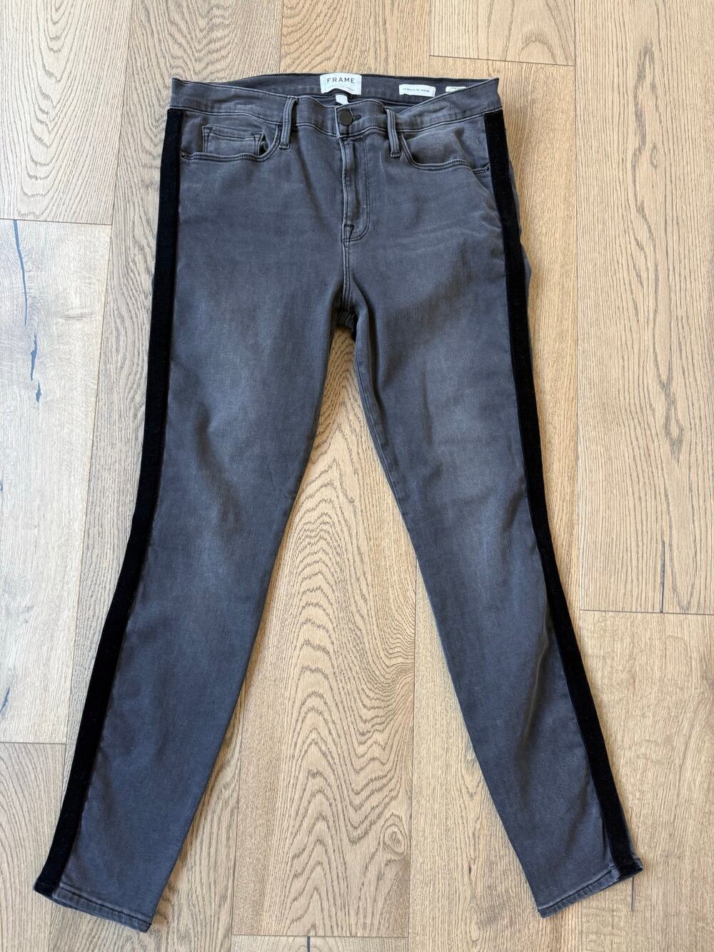 FRAME Denim Le Skinny de Jeanne Tuxedo Stripe Jeans 32
